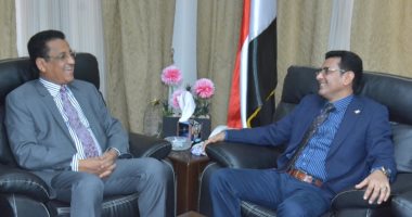 السفير اليمنى بالقاهرة يضع خططا للتفويج السياحى بالمناطق المحررة