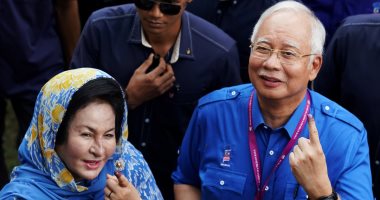 اتهام زوجة رئيس وزراء ماليزيا السابق نجيب عبد الرزاق بغسل الأموال