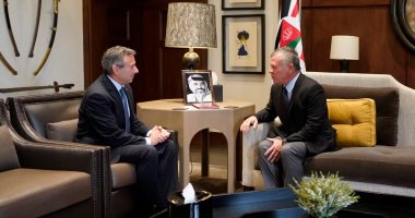 الملك عبد الله الثانى يستقبل طارق عادل سفير مصر لدى الأردن لتوديعه
