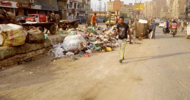 قارئ يشكو انتشار القمامة بالشارع الجديد بشبرا الخيمة