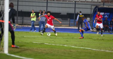 فيديو.. محمد صلاح يهدر فرصة سهلة لتسجيل الهدف الخامس أمام سوازيلاند