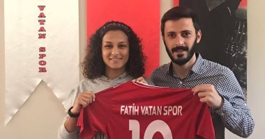 رسميا.. منة طارق لاعبة الكرة النسائية تنتقل إلى فاتح الوطن التركى