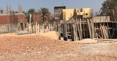 شكوى من توقف أعمال بناء مدرسة نجع خباطة بسوهاج.. والأهالى يناشدون استكمالها