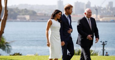 الأمير هارى وميجان ماركل يبدأن أول جولة خارجية بأستراليا منذ زفافهم