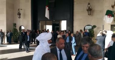 جبهة التحرير الوطنى الجزائرية: انتخابات الرئاسة ستجرى فى موعدها دون تأجيل