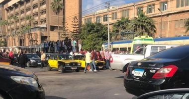 إصابة فتاتين فى حادث تصادم ترام بسيارة ملاكى فى الإسكندرية 