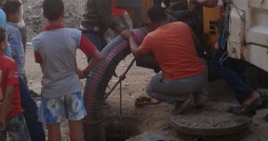 الجيزة لمياه الشرب: إصلاح ماسورة حدائق الأهرام وحل أزمة الطفوحات بالكونيسة