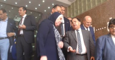 وصول وزير المالية للشرقية لافتتاح منتدى "ابنى مشروعك" فى منيا القمح