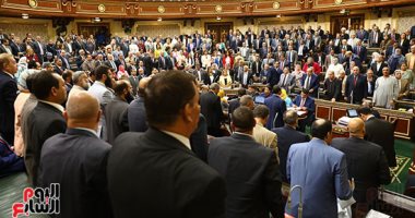 البرلمان يبدأ مناقشة قانون مزاولة مهنة الطب