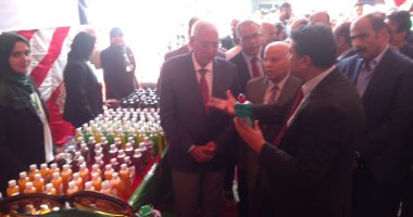 محافظ الدقهلية يؤكد دعمه للمنتجات المصرية فى افتتاح معرض بتروتريد