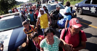  آلاف المهاجرين يواصلون الفرار من هندوراس إلى أمريكا بسبب الفقر والعنف
