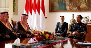 صور.. الرئيس الإندونيسى يلتقى وزير الخارجية السعودى بالقصر الرئاسى