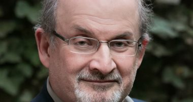 هل يفوز سلمان رشدى بجائزة نوبل؟