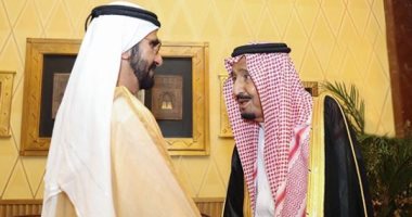 الملك سلمان يستقبل محمد بن راشد على هامش مؤتمر مستقبل الاستثمار بالسعودية 