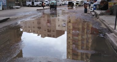 صور.. شكوى من انتشار مياه الصرف الصحى بشارع الملكة بفيصل