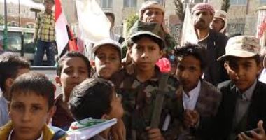 فيديو.. الحوثى يجبر تلاميذ اليمن على ترديد "الصرخة الإيرانية" فى النشيد المدرسى