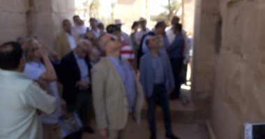 فيديو.. وزير الآثار يتفقد معبد هيبس بالخارجة بعد انتهاء ترميمه 