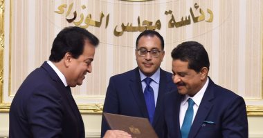 صور.. رئيس الوزراء يشهد توقيع اتفاقية لإنشاء جامعة الخليج الطبية فى مصر