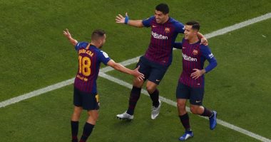 سواريز يضيف هدف برشلونة الثالث ضد ريال مدريد فى الدقيقة 75.. فيديو