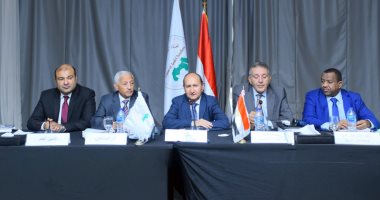 وزير التجارة والصناعة يلتقى أعضاء الغرف العربية ويؤكد: تحقيق التكامل ضرورة