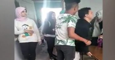 تداول فيديو لمجهولين يقتحمون فصل طالبات داخل مدرسة بالقليوبية ويهددونهن بالضرب