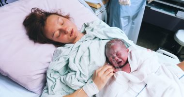 دراسة: الولادة القيصرية فوق سن الـ35 تجعل المرأة أكثر عرضة لمضاعفات شديدة