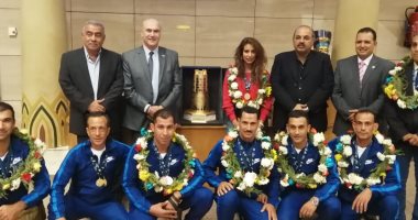 استقبال رسمي لمنتخب الفروسية فى مطار القاهرة بعد تحقيق لقب كأس العالم 