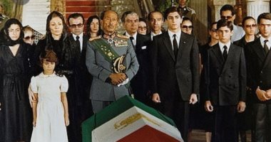 معلومة × صورة.. قصة وفاة شاة إيران فى مصر وجنازته العسكرية عام 1980