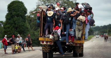 المكسيك: أمريكا بدأت فى إعادة أول مجموعة المهاجرين إلى مدينة تيخوانا