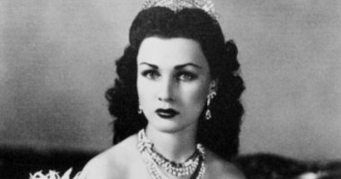 فى ذكرى ميلاد الأميرة فوزية.. شاهد أجمل إطلالاتها من المجوهرات والفساتين
