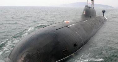 شاهد.. الغواصة الروسية حاملة السلاح النووى "يوم القيامة" تنزل إلى الماء