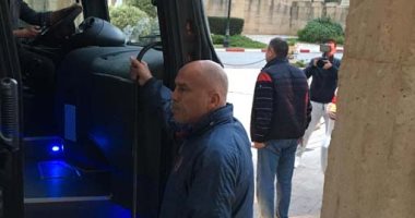 الأهلي يغادر فندق الإقامة لخوض أول مران بتونس استعدادًا للترجي