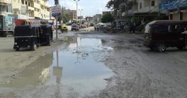 استمرار فتح بوغاز ميناء الإسكندرية رغم سقوط الأمطار الرعدية