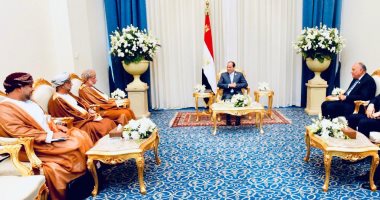 السيسى يلتقى وزير خارجية عُمان ويشيد بمتانة العلاقات مع السلطنة 