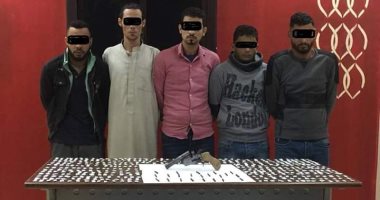 القبض على 5 عاطلين وبحوزتهم كميات من المواد المخدرة فى الغربية