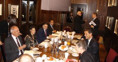 وزيرة السياحة تلتقى الرئيس التنفيذى لمجموعة توماس كوك العالمية