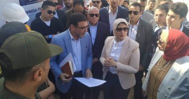 صور.. وزيرة الصحة تتفقد مستشفى بورفؤاد العام ببورسعيد 