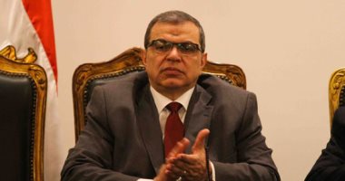وزير القوى العاملة يفتتح محطة جديدة من  مبادرة "مصر أمانة بين إيديك" بالسويس