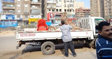 حملات مكثفة بأحياء القاهرة لإخلاء الأرصفة من الإشغالات