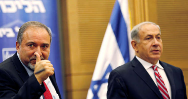 أفيجدور ليبرمان يفتح النار على وزراء حزب الليكود بالحكومة الإسرائيلية 