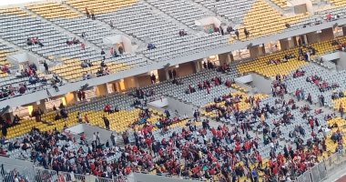 صور .. خلو مدرجات برج العرب قبل مباراة مصر وتونس