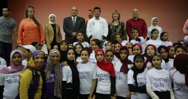 صور.. وزير الرياضة يشهد فعاليات مشروع "ألف فتاة.. ألف حلم" بالأقصر