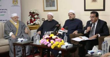 وزير التعليم العالى يشهد احتفال  الدراسات الإسلامية بالمولد النبوى الشريف
