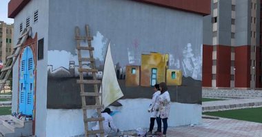 طلاب "تربية فنية" يزينون حى الأسمرات 3 بالجرافيتى.. ورسالة من متحدث الإسكان