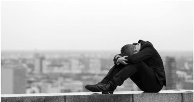 أعراض الاكتئاب وأبرز أسبابه