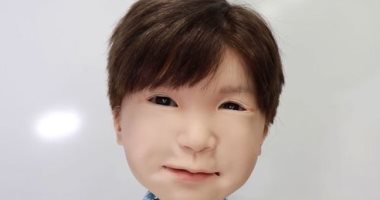 باحثون أمريكيون يطورون روبوت شبيها بالأطفال يحاكى تعبيرات وجه البشر