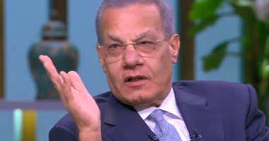 عادل حمودة: هيكل كان مستشارا لجمال عبد الناصر وعينه على العالم 