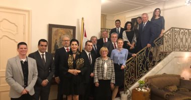 صور.. السفير محمد العرابى يلتقى مجموعة الصداقة البرلمانية مع مصر فى صربيا