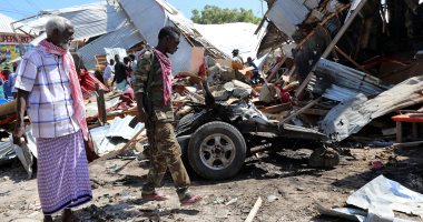 صور.. مقتل 3 أشخاص فى انفجار سيارة بالعاصمة الصومالية مقديشيو