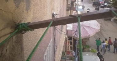 قارئ يشكو سرقة الباعة الجائلين للكهرباء بشارع مسجد الصداقة الإسلامية بالإسكندرية